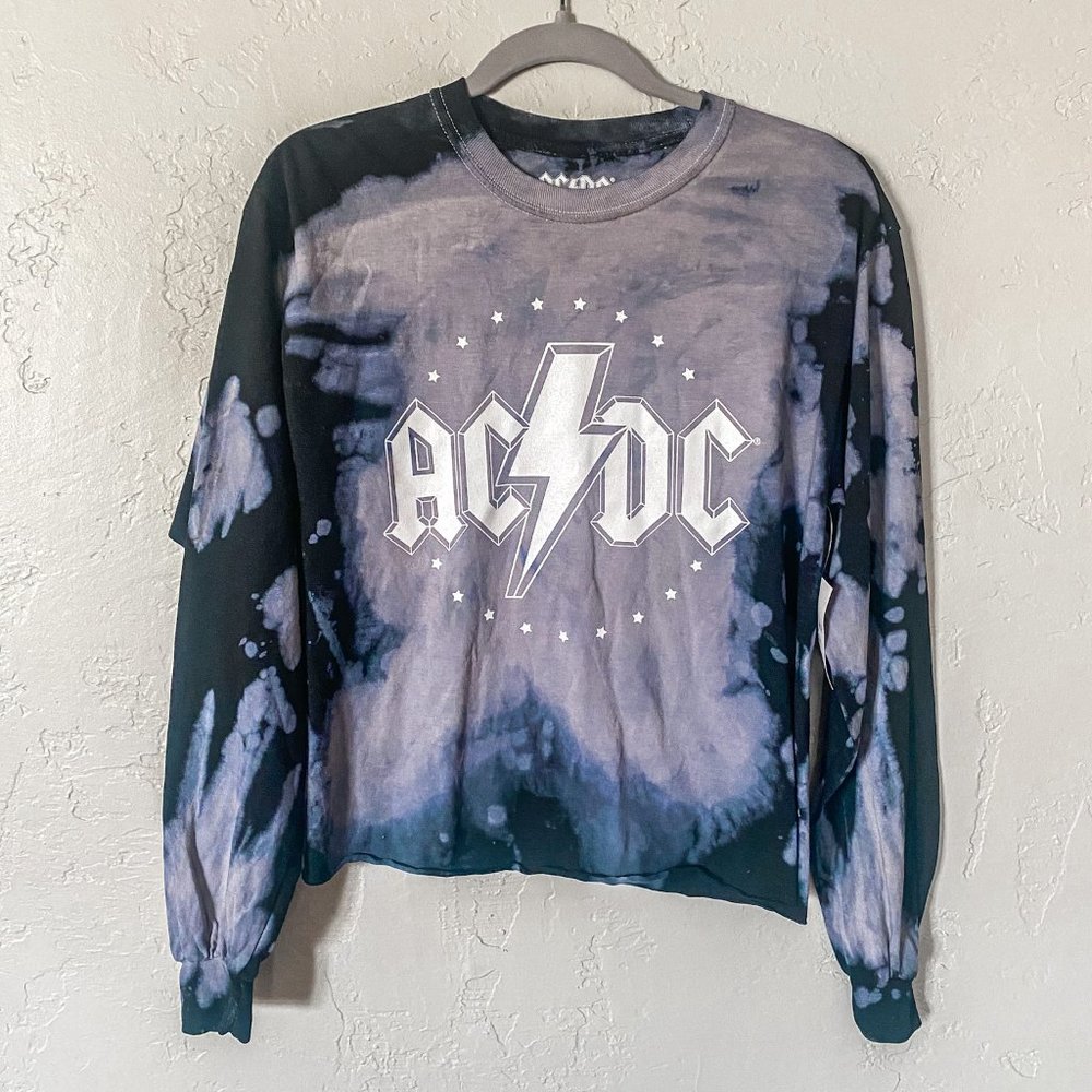 Forever21 - size S/M ACDC crop